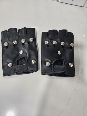Black Studded Fingerless Leather Gloves - Unbranded Custume Gloves, One Size